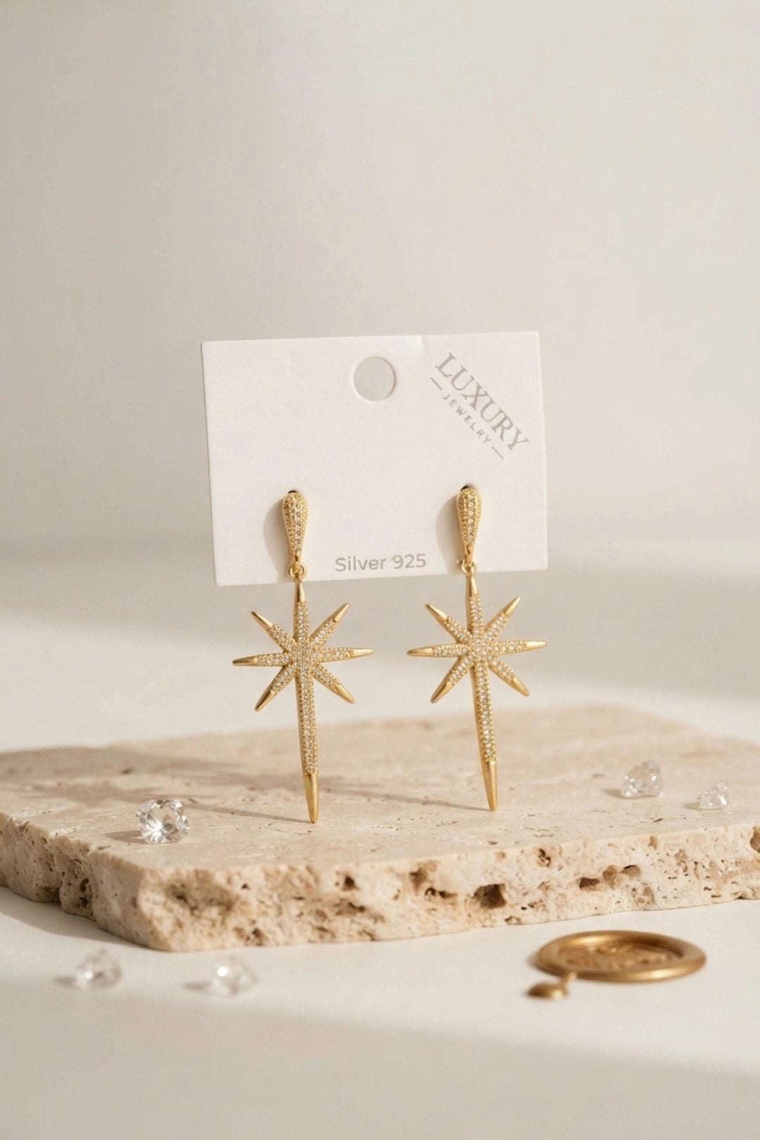 Gold Renk Kutup Yıldızı Model Zirkon Taşlı Kadın Küpe