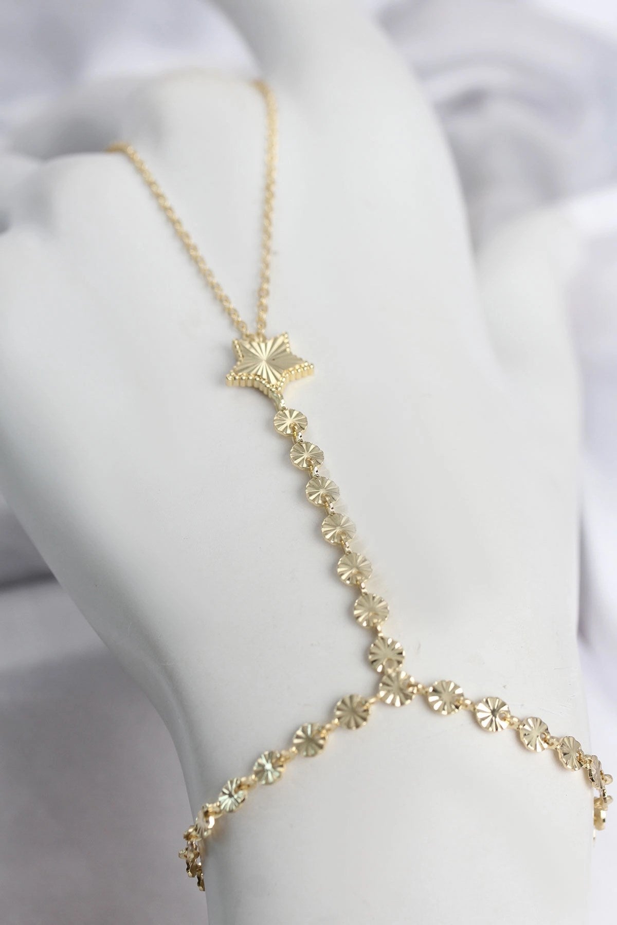 Gold Renk Pirinç Lazerli Yıldız Model Zirkon Taşlı Şahmeran