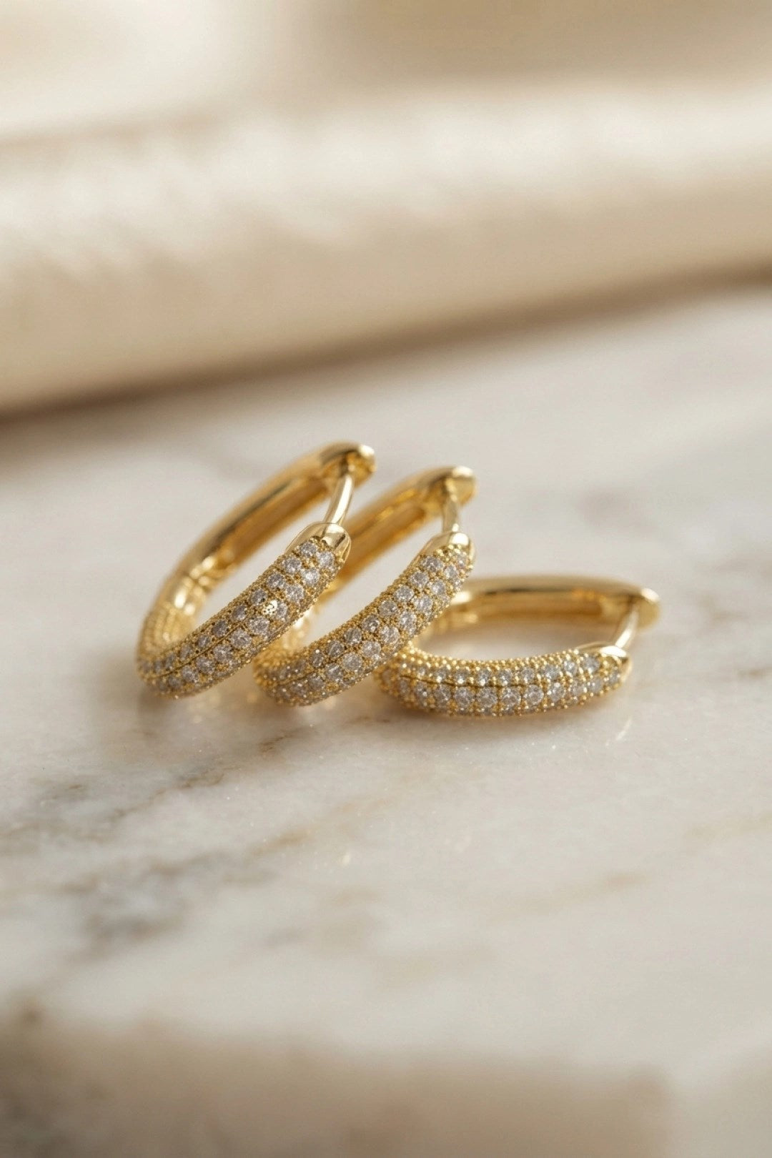 3 lü Set Gold Renk Zirkon Taşlı Kare Halka Küpe