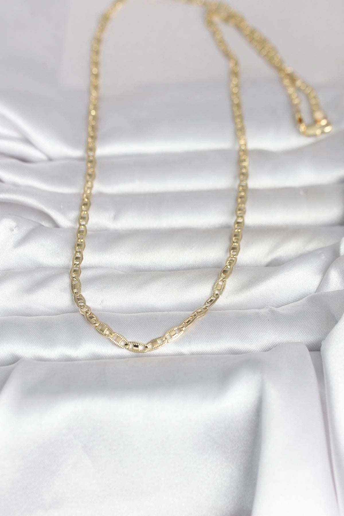 CM 14K Gold Renk Lazer Kesim Zincirli Model 60 cm Kadın Kolye