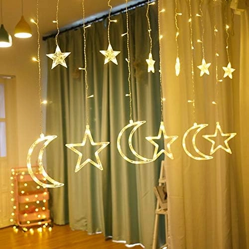 3 Metre Perde Led Işık Zinciri - Yıldız Ve Ay Figürlü, Sarı Işık, Uç Uca Eklenebilir