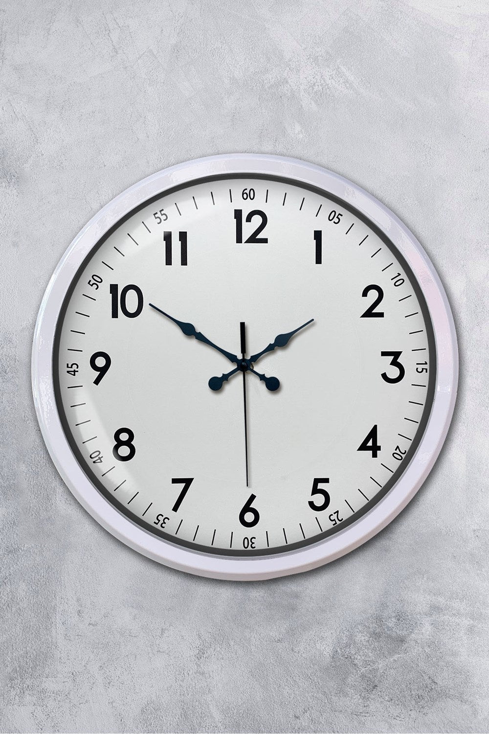 Beyaz Dekoratif Stil 52 Cm Metal Duvar Saati