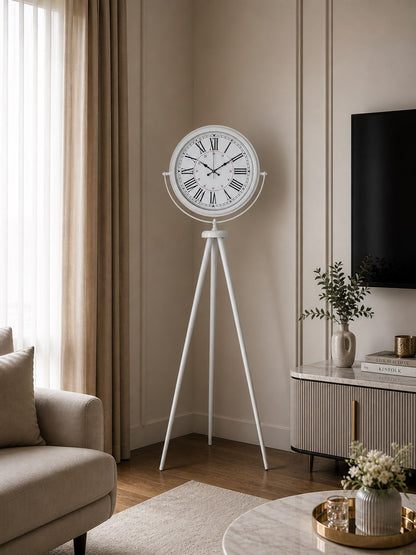 Roma Rakamlı Beyaz Tripod Ayaklı Saat