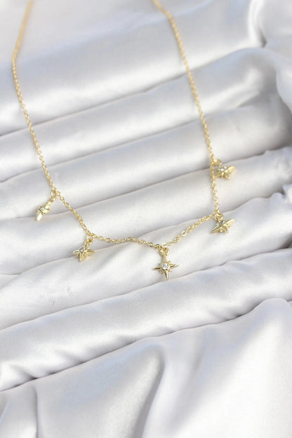 Pirinç Gold Renk Sıralı Minimal Kutup Yıldızı Model Kadın Kolye