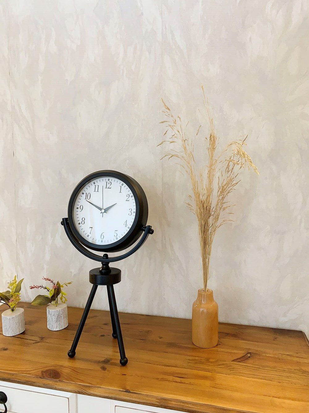 Siyah Metal Mini Tripod Masa Saati 45×26 cm