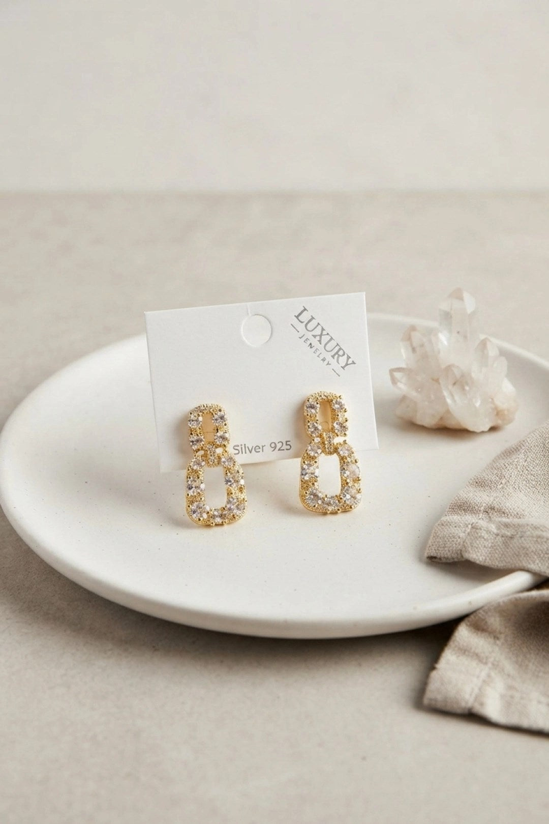 Zirkon Taşlı Gold Renk Pirinç Vintage Kadın Küpe