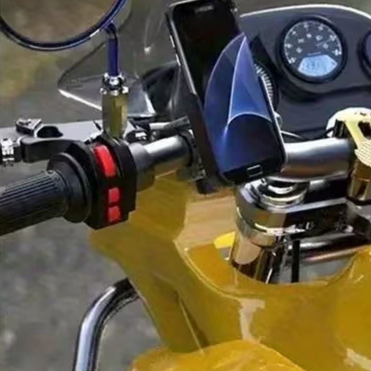 Motosiklet Gidon Telefon Tutucu–360° Döner, Kaymaz Sabitleme Sistemli, Sarsıntı Önleyici Telefon Tutucu Aparat