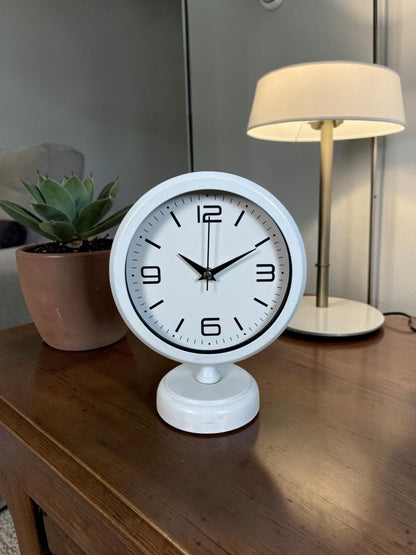 Premium Beyaz 25 x 20 Cm Metal Masa Saati