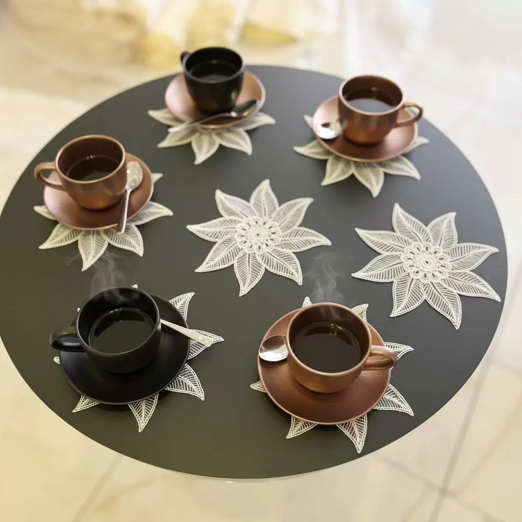 6 lı Dantel Kahve Sunumluğu 15x15 cm Asorti Desenli Türk Kahvesi Seti