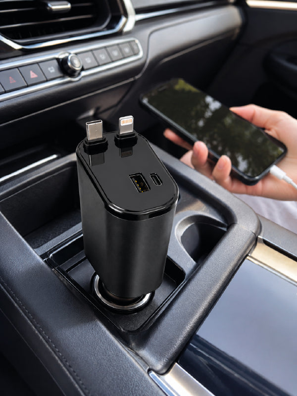 4 Cihazı Aynı Anda Şarj Eden Araç Şarj Cihazı USB-A, USB-C, Type-C ve Lightning Destekli