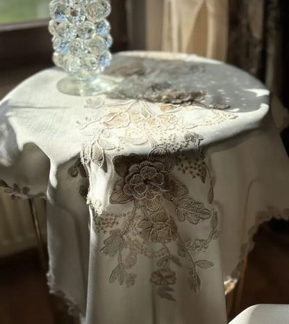 Salon Takımı 5 Parça Nakış İşlemeli Masa Örtüsü Runner Seti Çeyizlik Simella Model No 1010 Krem-Kapiçino
