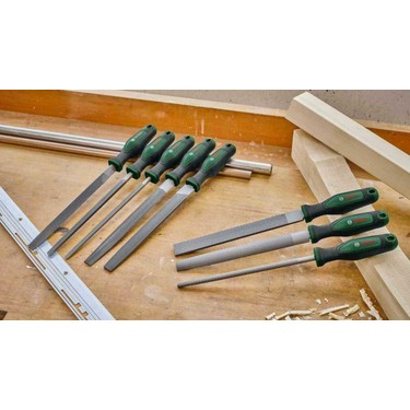 Yarım Yuvarlak Saplı Ahşap Törpü, 200 mm Orta Diş ile Kullanım Kolaylığı
