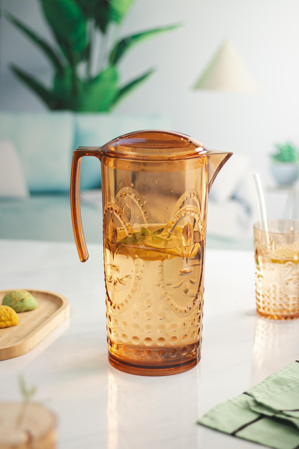 Akrilik Bal Sürahi 2,3 lt Ve 6'lı Su Meşrubat Kahve Yanı Bardağı 400 ml Seti (Cam Değildir)