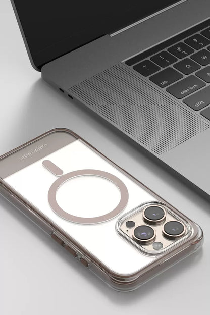iPhone 15 Pro Max Hulk Magsafe Kapak - Siyah