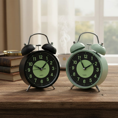 ALARM CLOCK NO-847 YUVARLAK MASA ÇALAR SAAT METAL KASA RENKLİ PİLLİ - IŞIKLI - FOSFORLU ÇAP: 11CM BGC-37 HERHANGİ BİR RENK GÖNDERİLİR (5643)