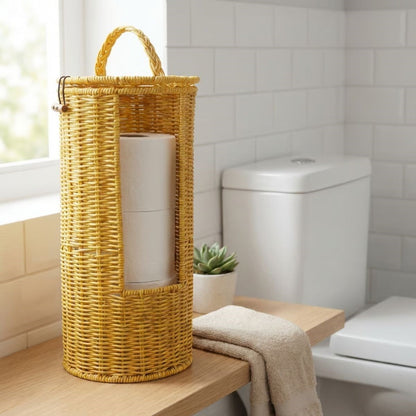 Askılı Plastik Rattan Tuvalet Kâğıdı Standı – Hasır Görünümlü, Kapaklı, Yedekli WC Kâğıtlık, Banyo ve Tuvalet İçin Dekoratif Organizer (5643)