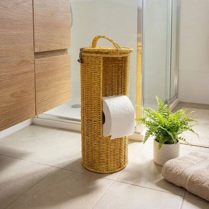 Askılı Plastik Rattan Tuvalet Kâğıdı Standı – Hasır Görünümlü, Kapaklı, Yedekli WC Kâğıtlık, Banyo ve Tuvalet İçin Dekoratif Organizer (5643)