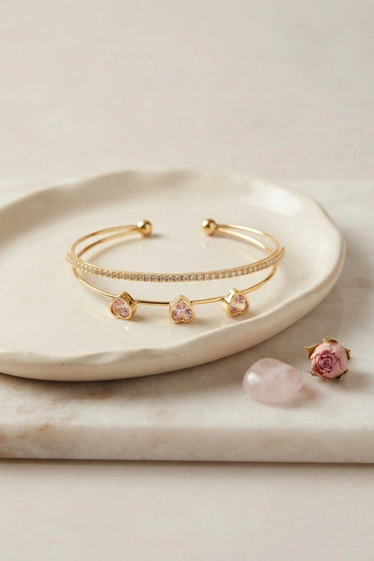 Pembe Kalp Model Zirkon Taşlı Gold Renk Kadın Bileklik