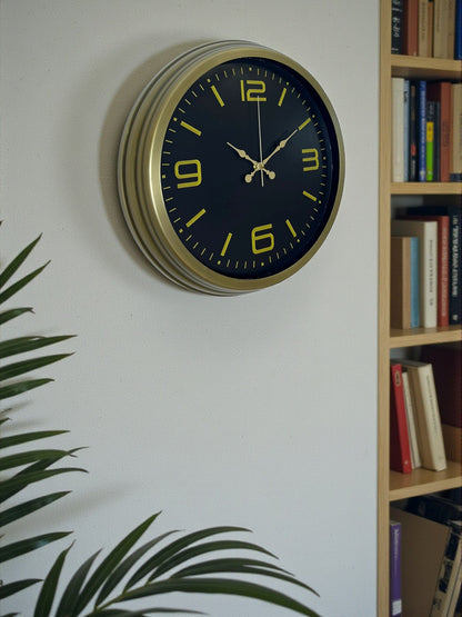 40 Cm Metal Eskitme Vintage Duvar Saati