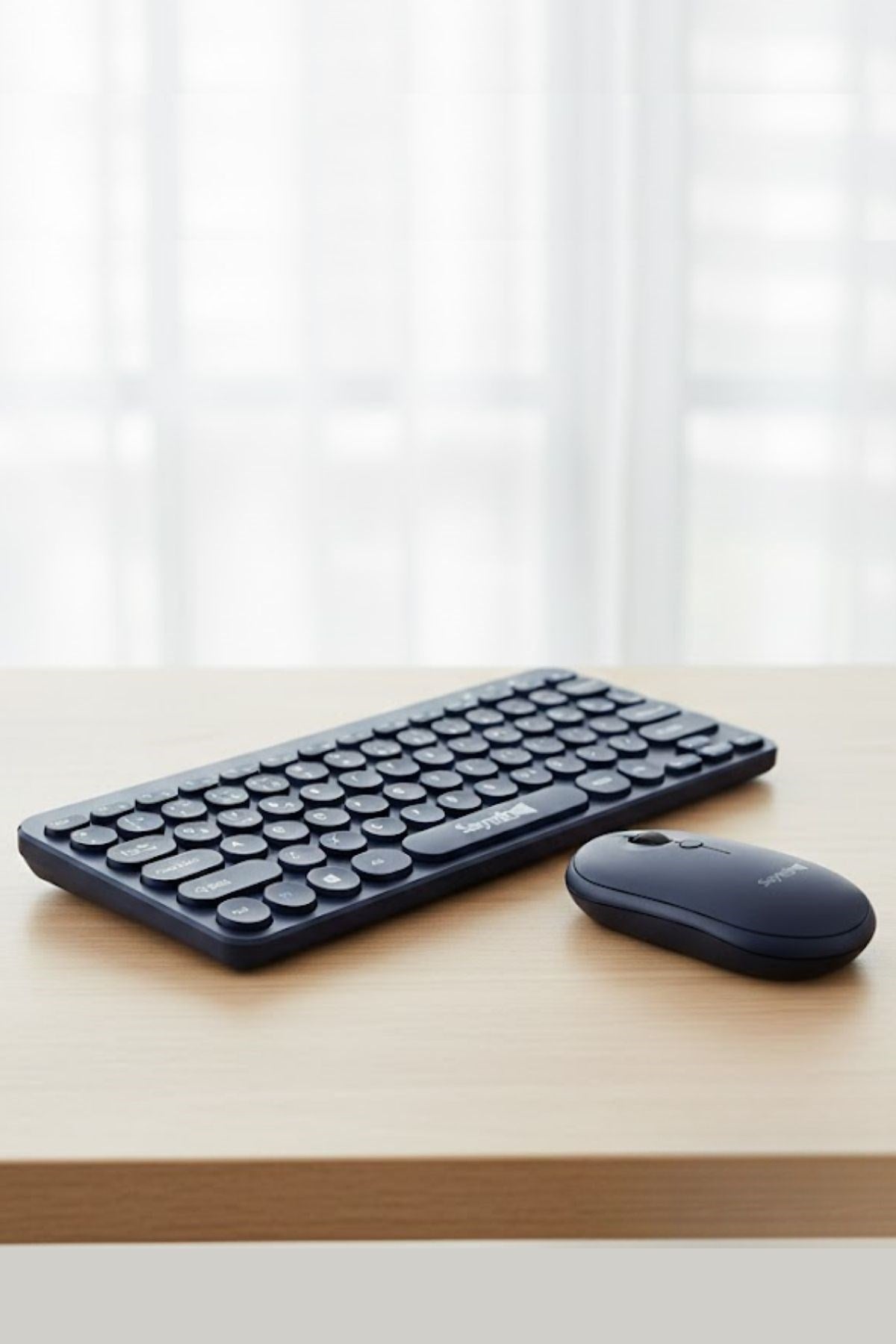 Kablosuz Lacivert Bluetooth Klavye Mouse Seti – Yuvarlak Tuşlu Tasarım, Türkçe Q Dizilim, Taşınabilir, Ev ve Ofis Kullanımına Uygun