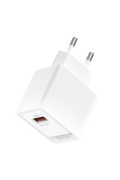 Earldom EU45 18W USB QC 3.0 Çıkışlı ve USB to Lightning Kablolu PD Hızlı Şarj Cihazı - Beyaz