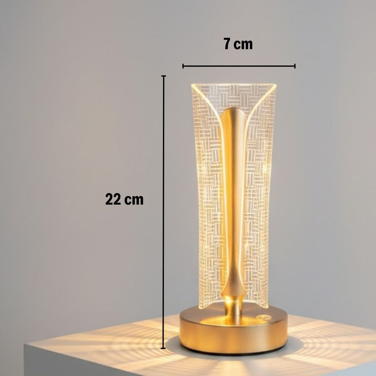 İki Yandan Kavisli Silindirik Çizgi Model Kristal LED Masa Lambası – Dokunmatik, 3 Renk Işık Modlu, Şarjlı Dekoratif Gece Lambası (5643)