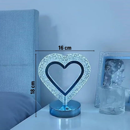 Kalp Şeklinde Kristal LED Masa Lambası – Dokunmatik, 3 Renk Işık Modlu, Şarjlı Mini Dekoratif Gece Lambası (5643)