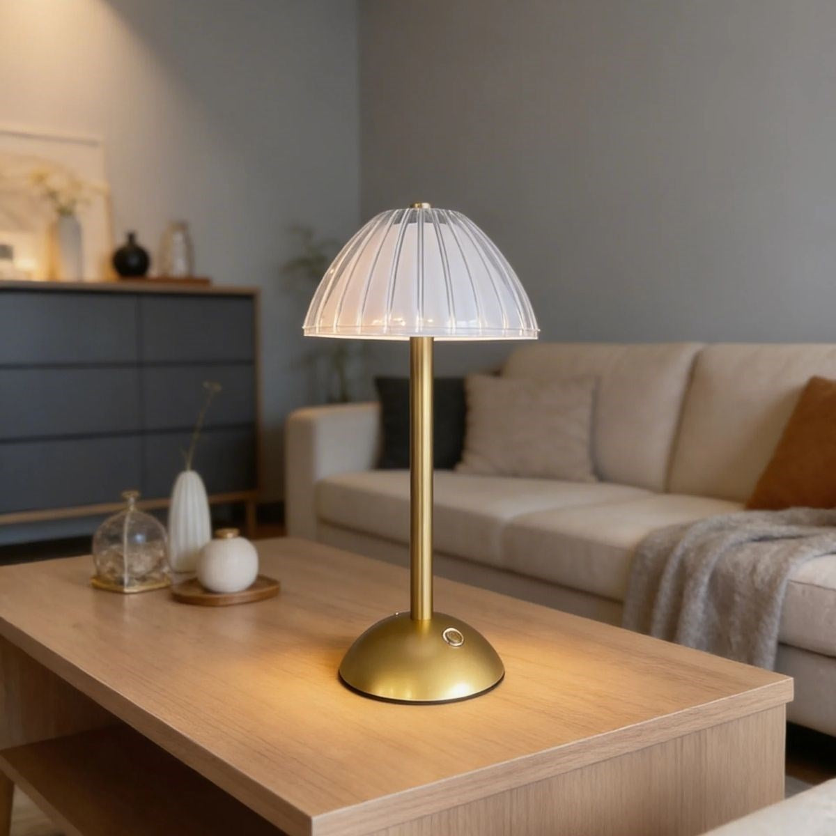 Uzun Mantar Çizgili Model LED Masa Lambası – Dokunmatik, 3 Renk Işık Modlu, Şarjlı Dekoratif Gece Lambası (5643)